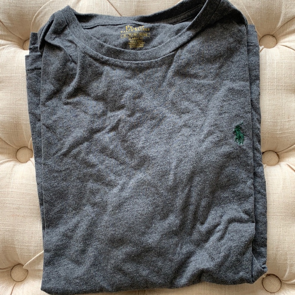 Polo dark grey short sleeve shirt